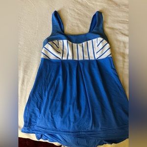 Lululemon Elevate Tank Top Pipe Dream Blue size 6 (used)